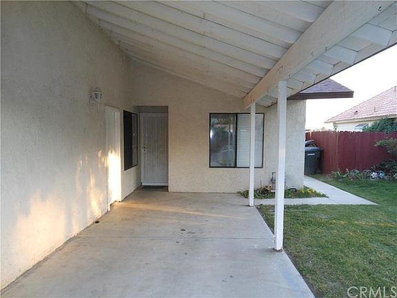 3rd image of 526 Pleasant Hill Dr