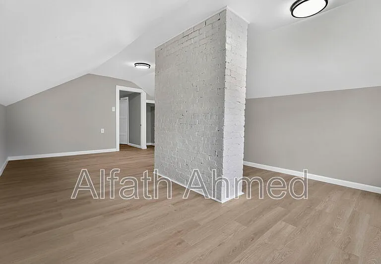 1770 Kent St — Photo 18