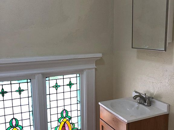 5th image of 1406 Caroline St #4B