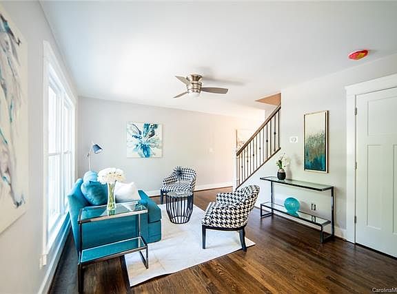 5th image of 800 Lynbrook Dr