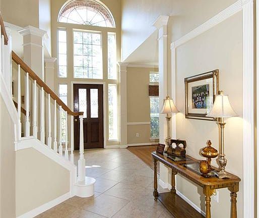 3rd image of 15922 Barrow Cove Dr