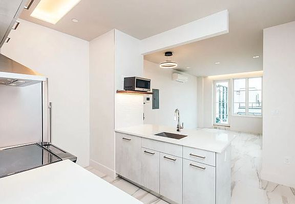 2nd image of 73 Starr St #43