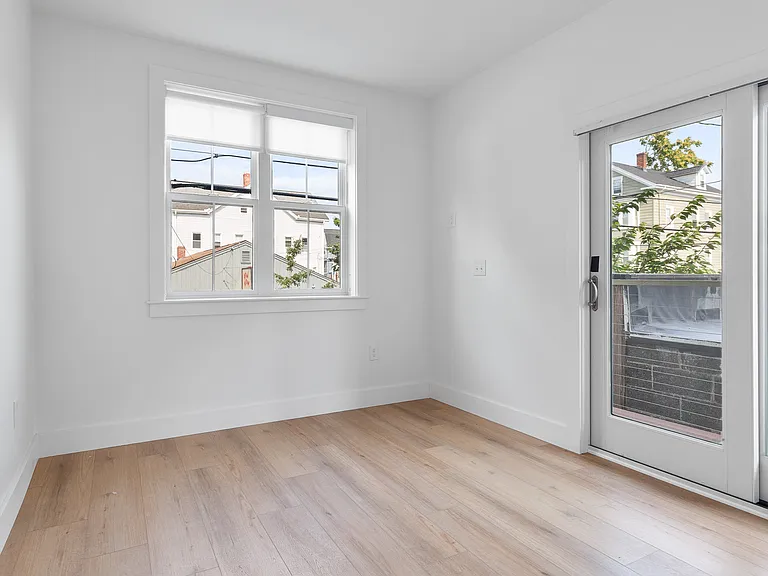 113 Ives Street — Photo 97