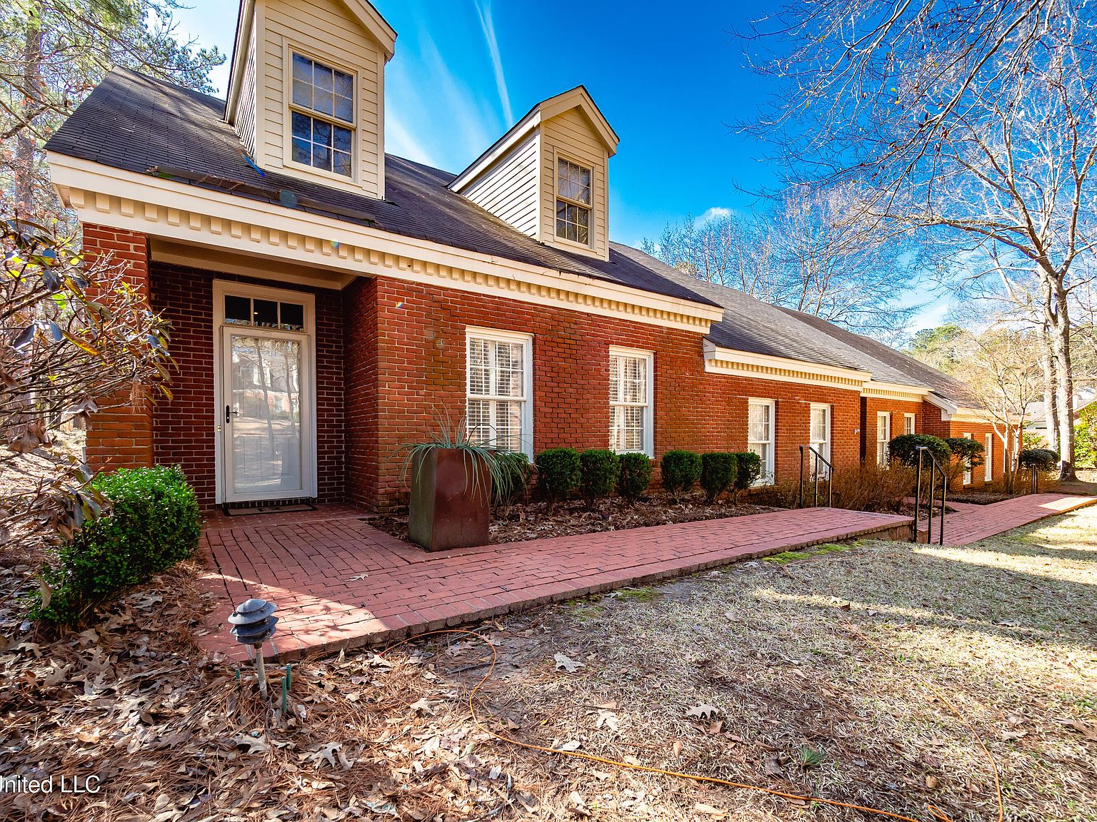 230 Eastbrooke St, Jackson, MS 39216 Zillow