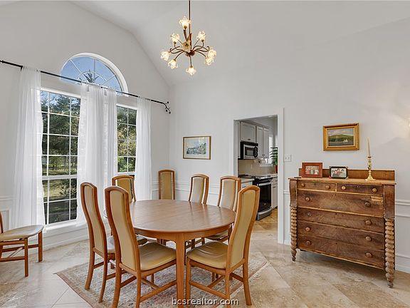 5th image of 9618 Whispering Rdg