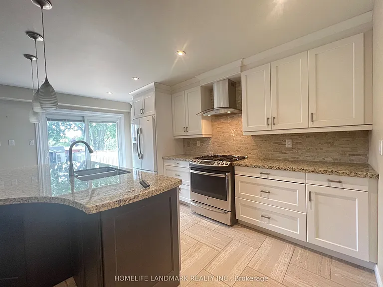 71 Steele Valley Ct — Photo 6