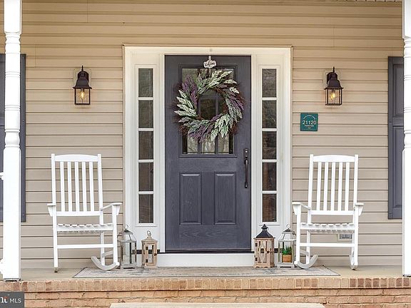 3rd image of 17424 Masemore Rd