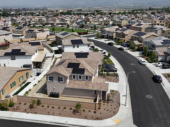 4th image of 1635 Gold Medal Ln