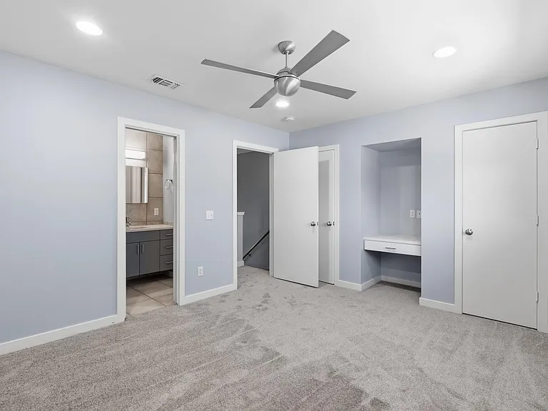 2122 Hancock Dr #121 — Photo 21