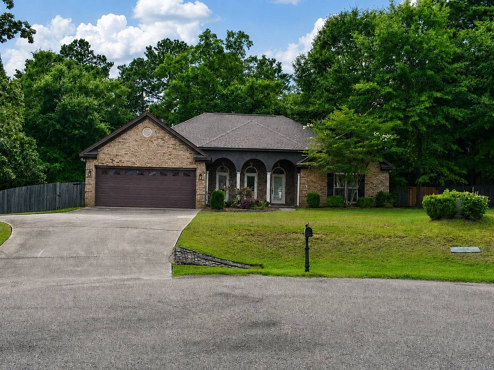 1st image of 38 Waxhaw Cir