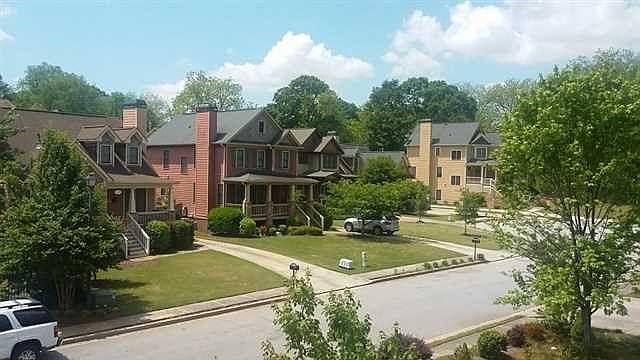 2nd image of 1303 Egan Way