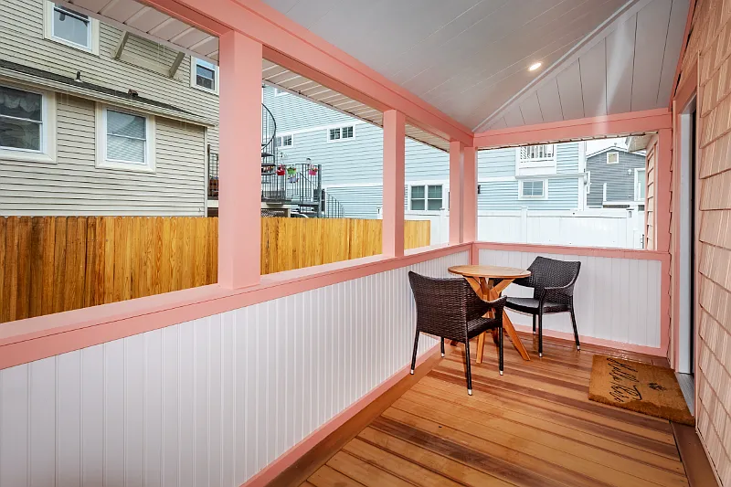 3 bed, $2,400 — Photo 3