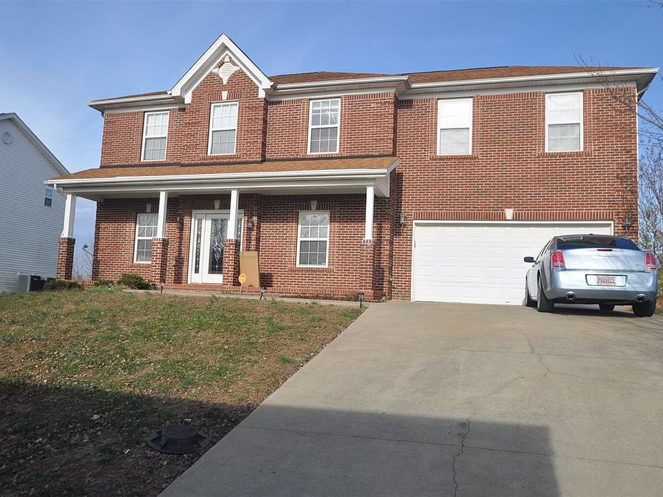 1st image of 311 Vineland Place Dr