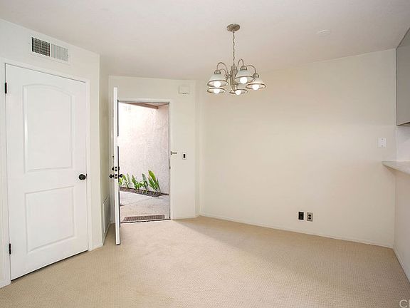 4th image of 26701 Quail Crk APT 255