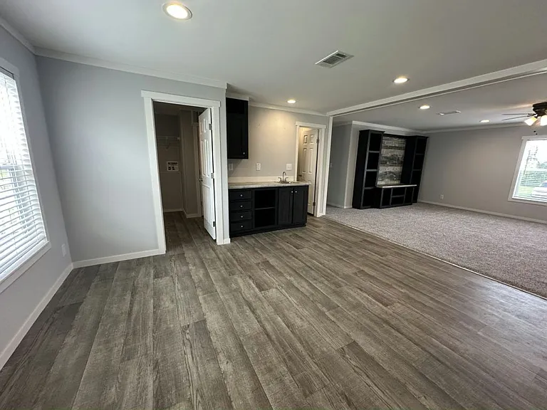 11 Bonnet St #101 — Photo 12