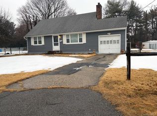 499 Old Country Road, Deer Park, NY