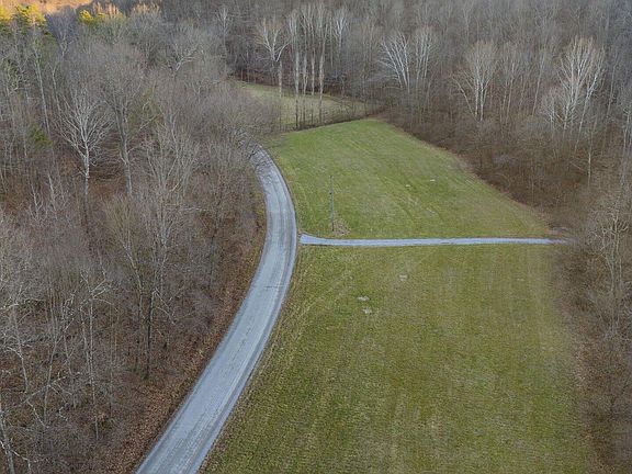 4th image of 31201 Claypool Hollow Rd