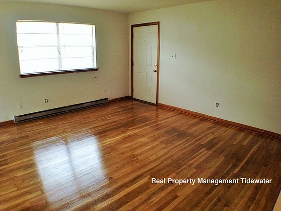 2nd image of 3015 Dana St #B