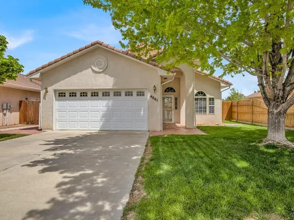 4801 Briarcrest Dr, Pueblo, CO 81005