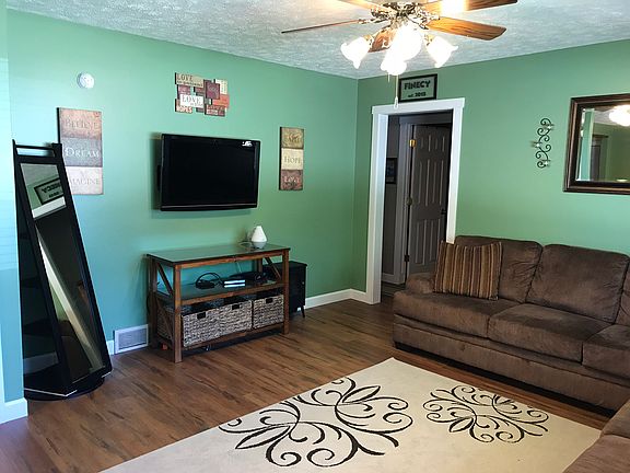 Main Floor Living Room