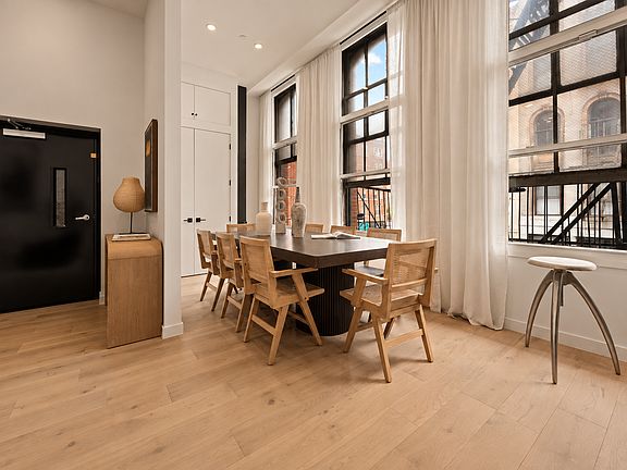 3rd image of 110 Reade St #2R
