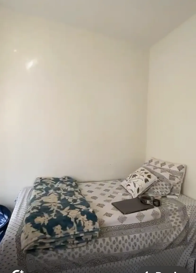 4 bed, 1300 sqft, $800 — Photo 1