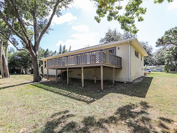 5th image of 1025 N Palm Cir