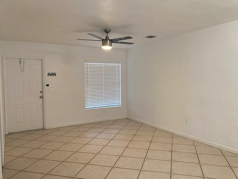 13101 SW 51st St — Photo 5