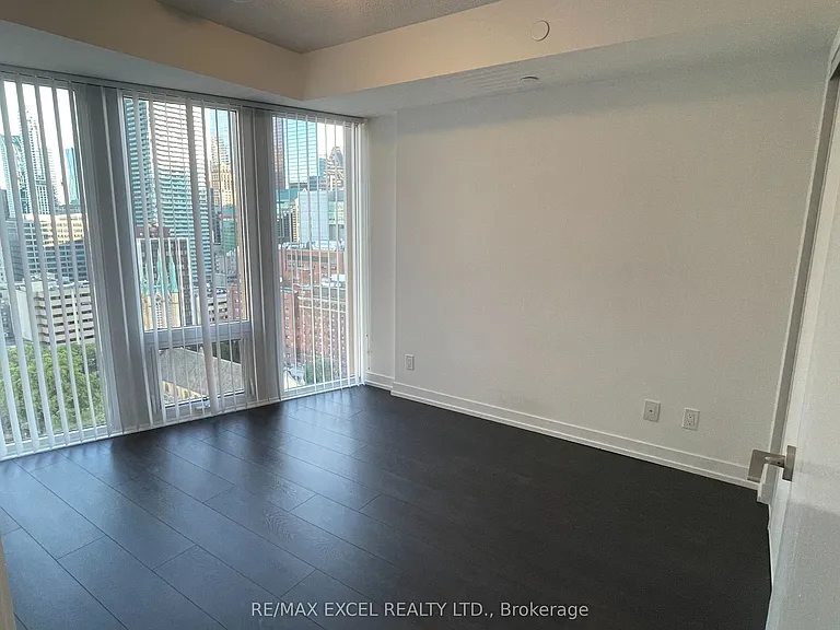 60 Shuter St #2505 — Photo 10
