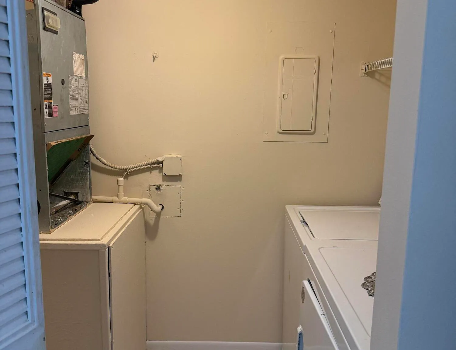 211A2 — Photo 4