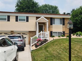 141 Mallard Dr, Mc Kees Rocks, PA 15136