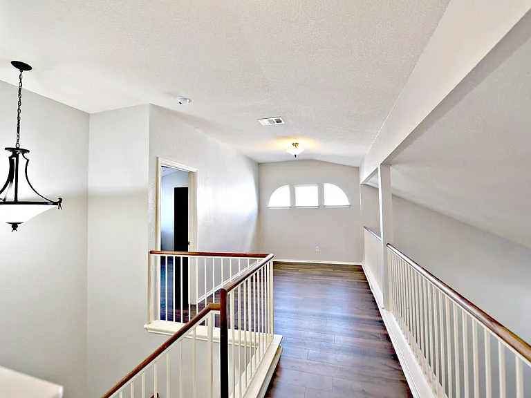 104 Mertz Ln — Photo 11