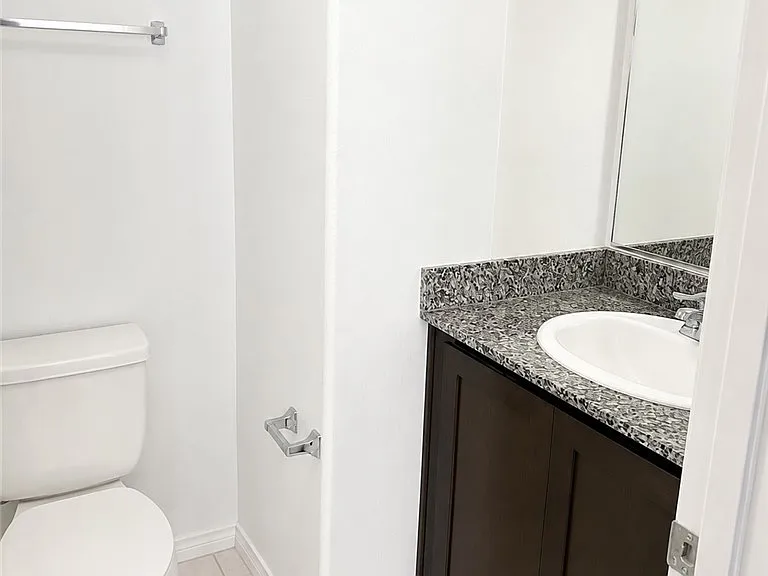667 Tiarella Ln — Photo 12