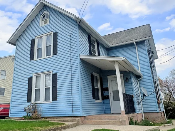 35 Hoadley St #1, Naugatuck, CT 06770