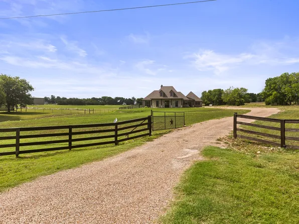 723 W Lee Ave, Whitney, TX 76692