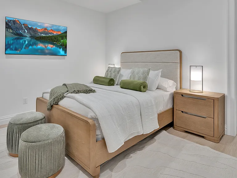 73 Wainscott Stone Rd — Photo 40