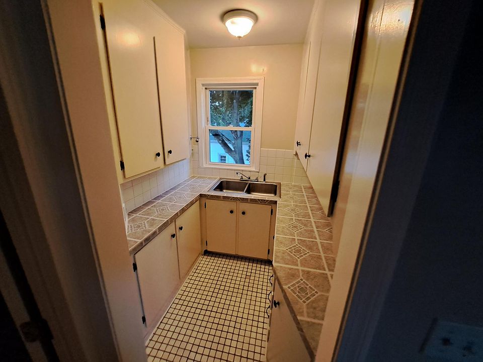 108 Pine St, Seekonk, MA 02771 Zillow