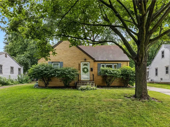 2713 62nd St, Des Moines, IA 50322