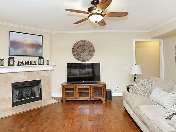 5th image of 2339 Patchen Wilkes Dr