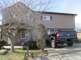 117 Seslar St, Jeannette, PA 15644