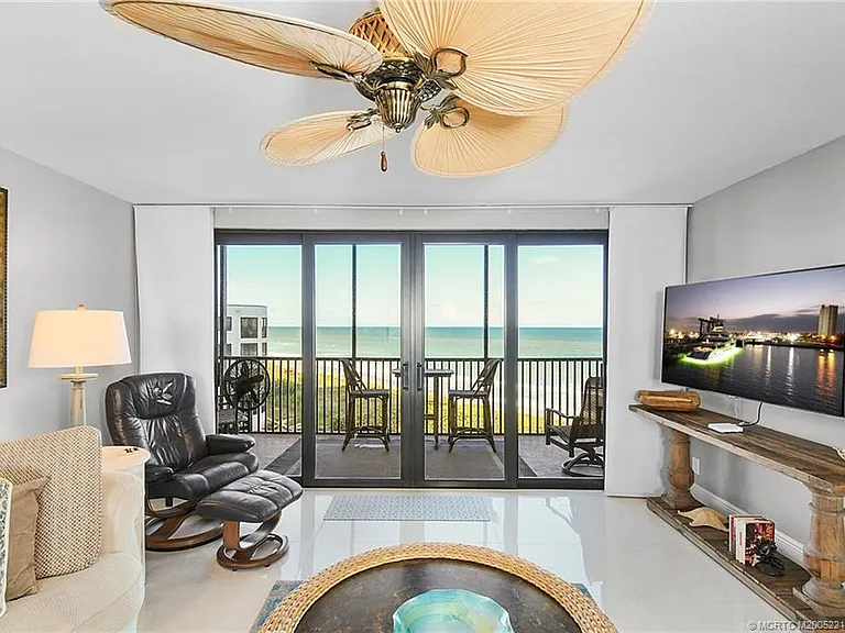 2375 NE Ocean Blvd #E402 — Photo 12