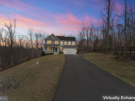 3rd image of 144 Brooke Point Ct