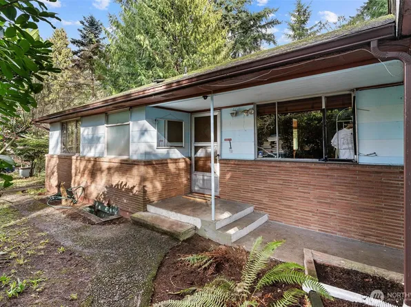 13758 Palatine Avenue N, Seattle, WA 98133