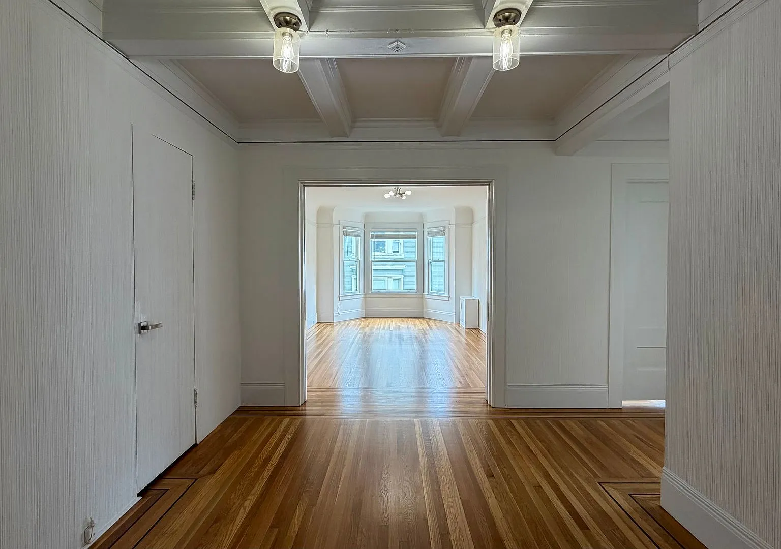 1200 Taylor Street (1056r) — Photo 2