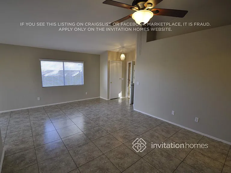 12732 W Voltaire Ave — Photo 3