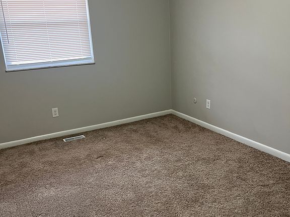 2nd image of 532 Bright Ave #4