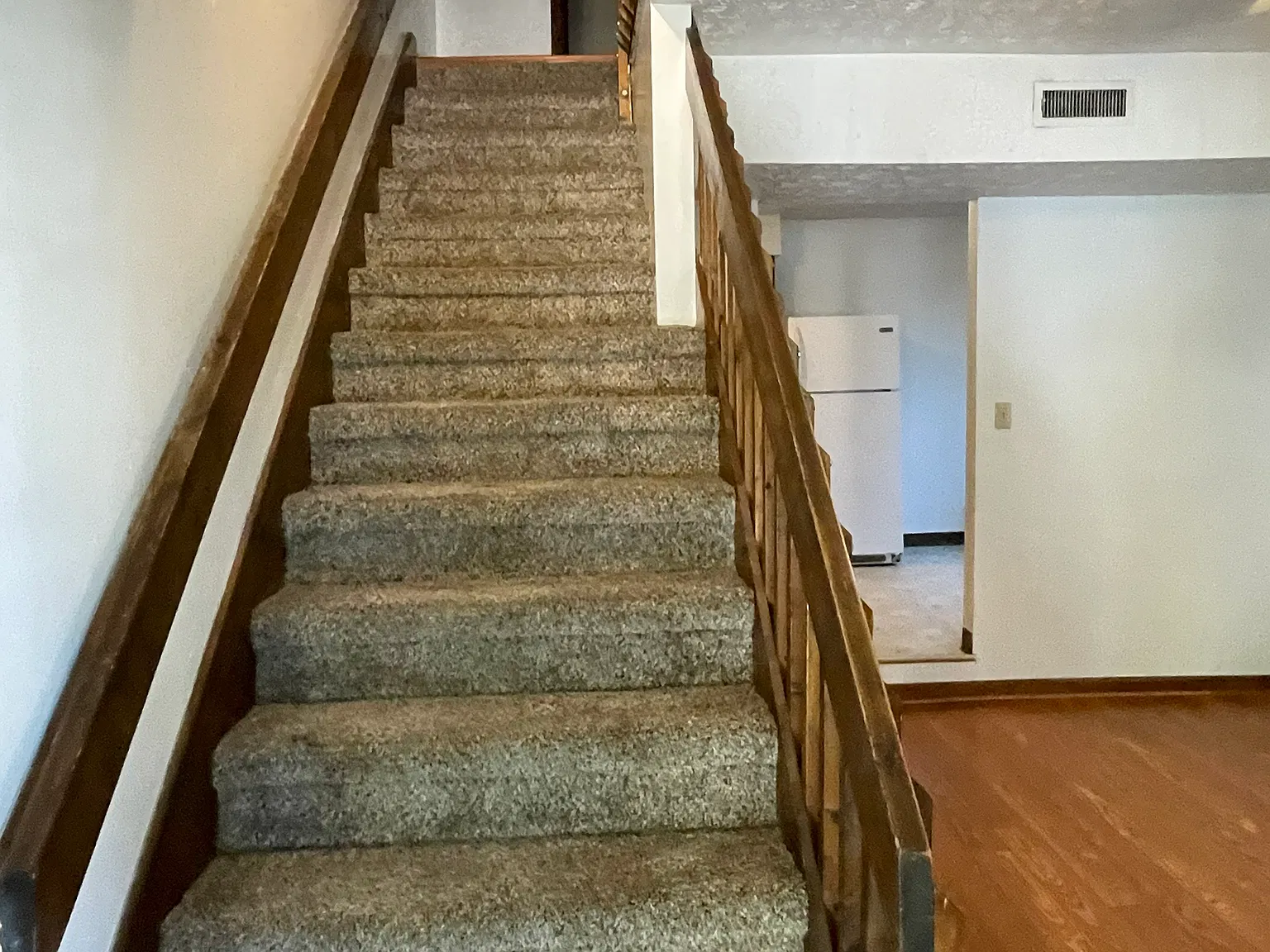 1010 Buffalo St — Photo 2