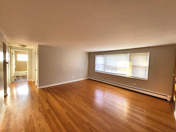 2nd image of 5214 N Potawatomie St Unit 3W