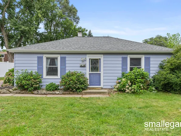 1634 Mason St NE, Grand Rapids, MI 49503