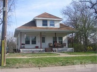 135 K Ave E, Oskaloosa, IA 52577